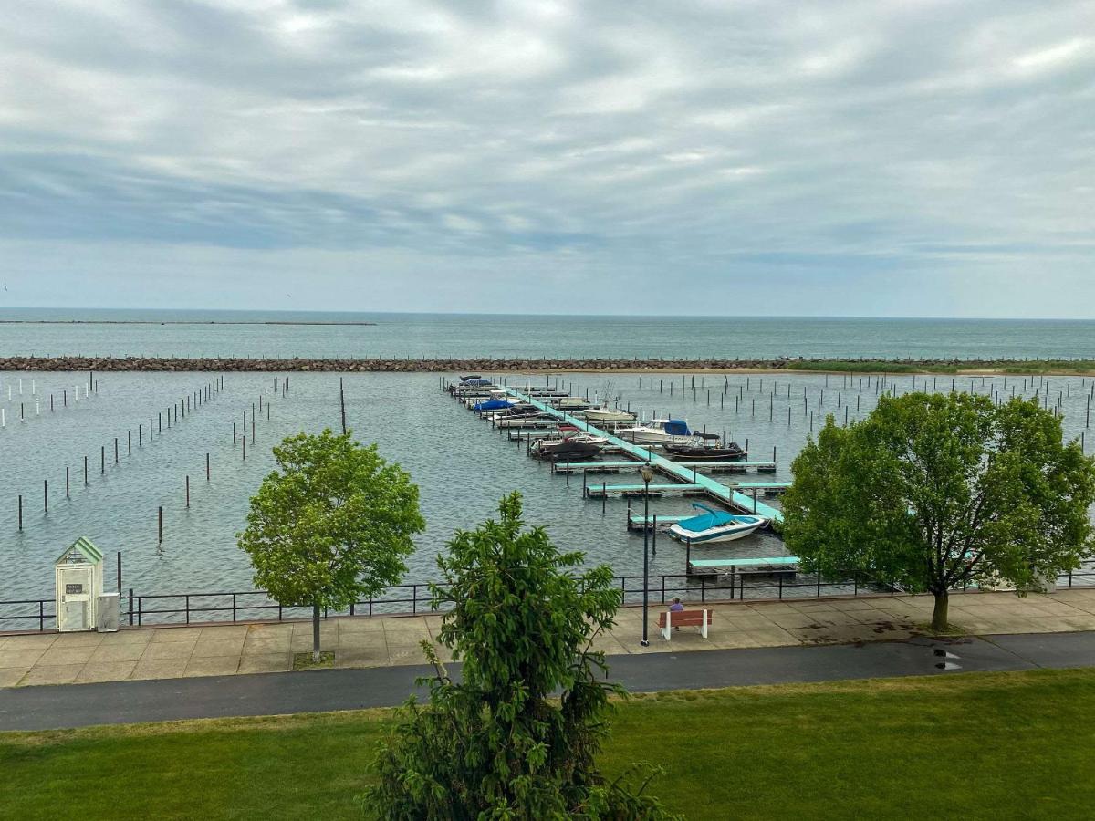 Clarion Hotel Conference Center On Lake Erie Dunkirk Dış mekan fotoğraf